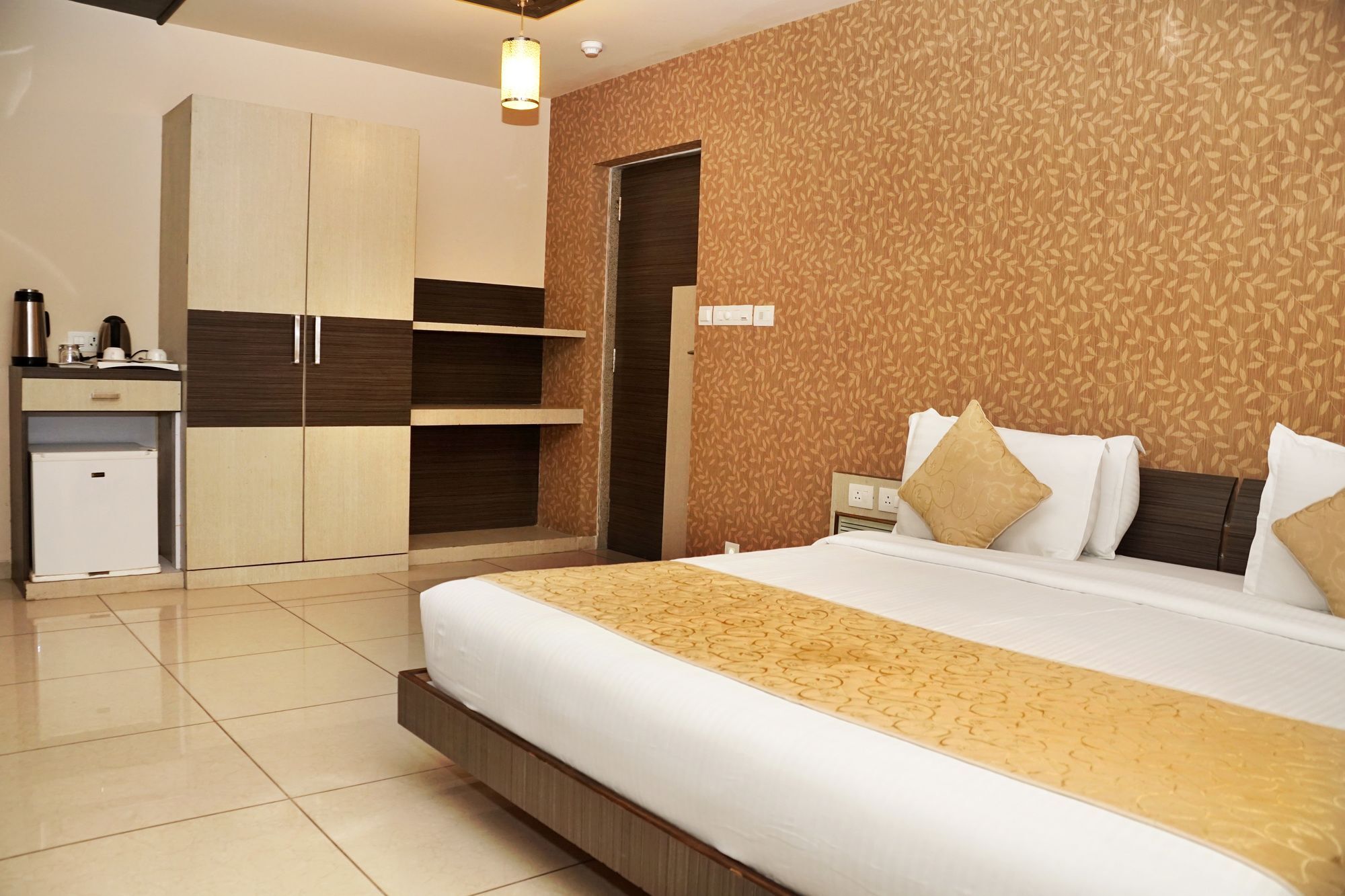 Hotel Gormoh Ahmadabad Zewnętrze zdjęcie